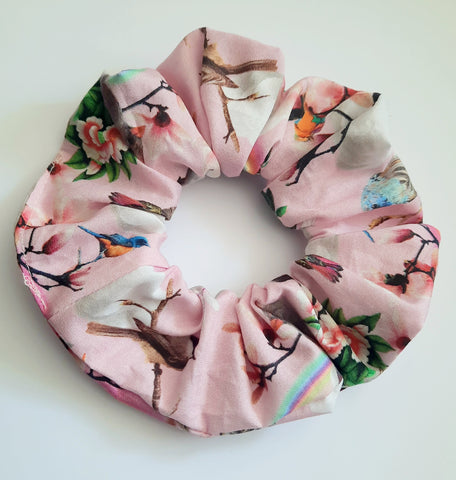 Scrunchies 2pc pink floral.