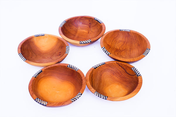 Olive wood /Salad bowls. Set of 5 pieces